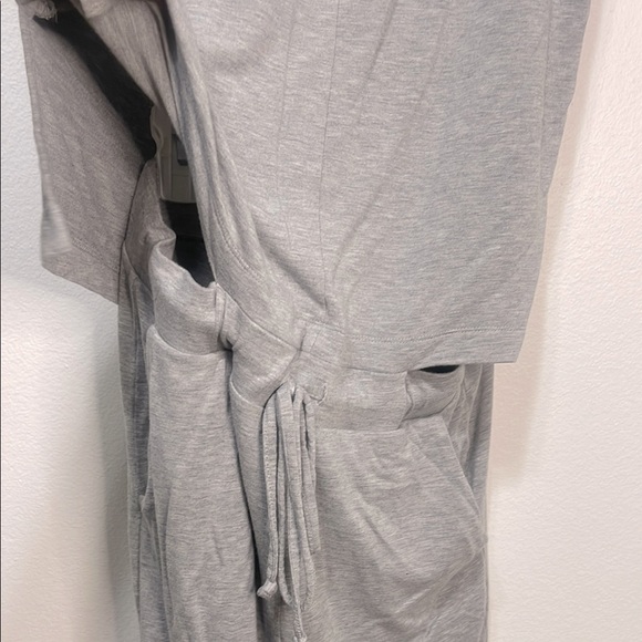 CAbi Summer Jumpsuit Gray Sleeveless Size Medium PTP 20” EUC - Picture 10 of 12